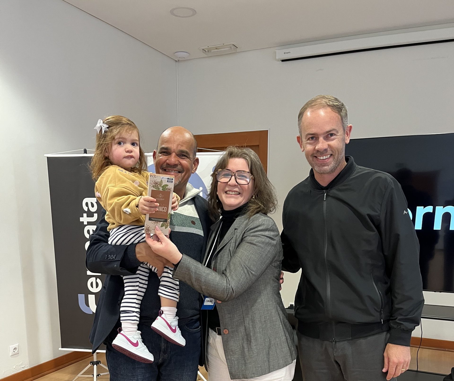 Ponta Delgada / Portugal  Participantes: 14  Data: 04 de abril